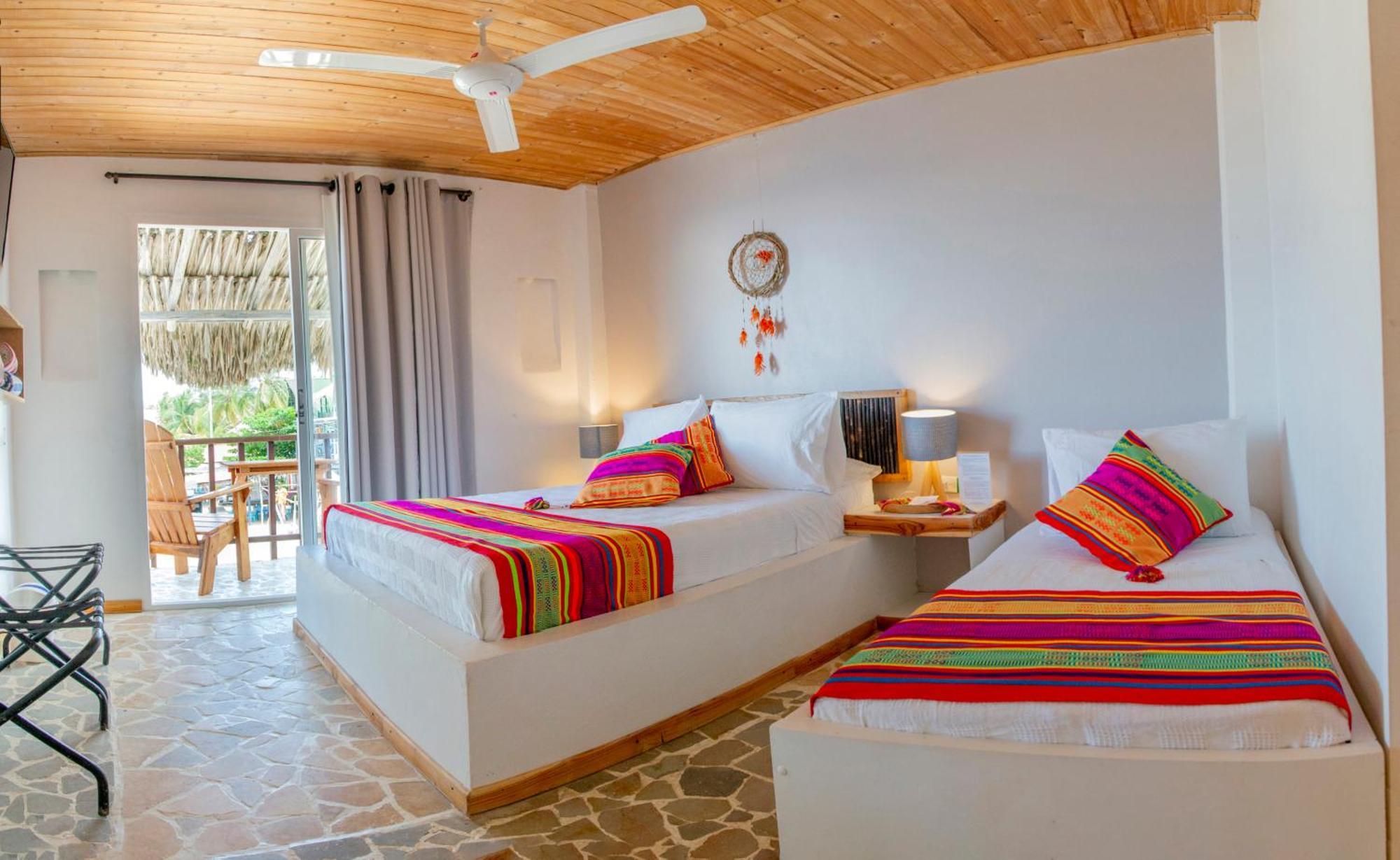 Hotel Casa Sattva- Bed & Breakfast Rincón エクステリア 写真