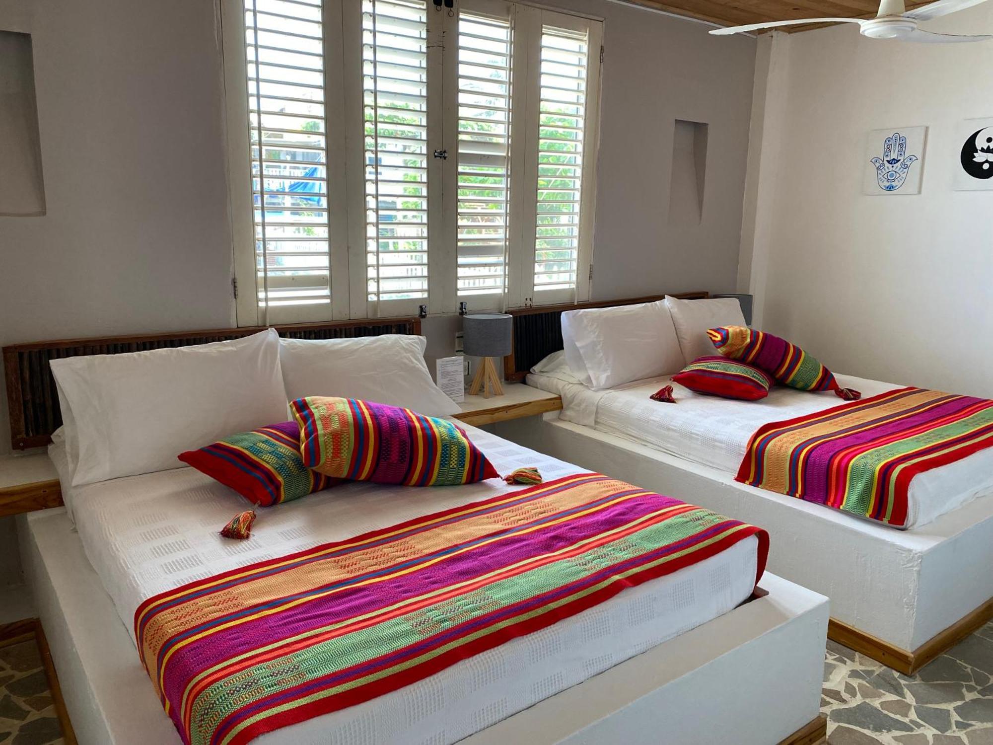 Hotel Casa Sattva- Bed & Breakfast Rincón エクステリア 写真
