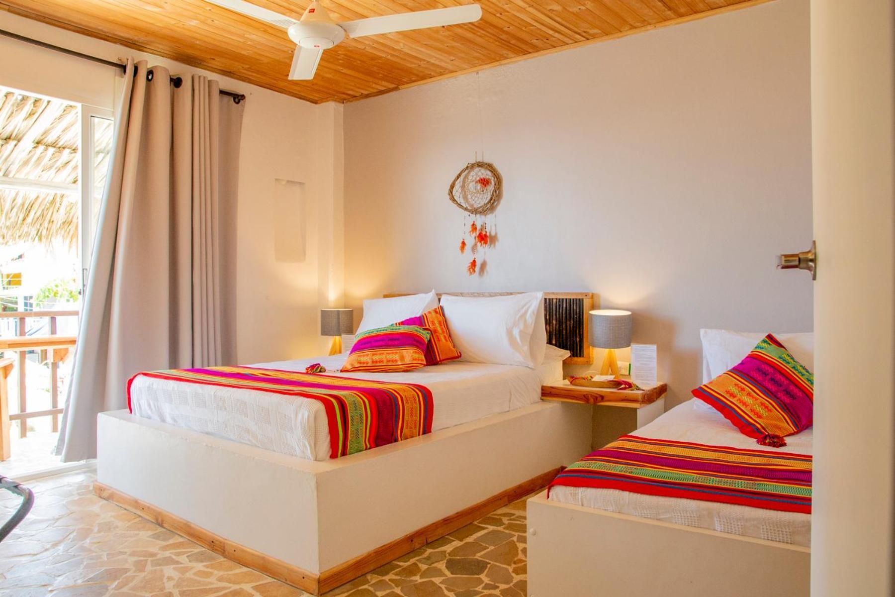 Hotel Casa Sattva- Bed & Breakfast Rincón エクステリア 写真